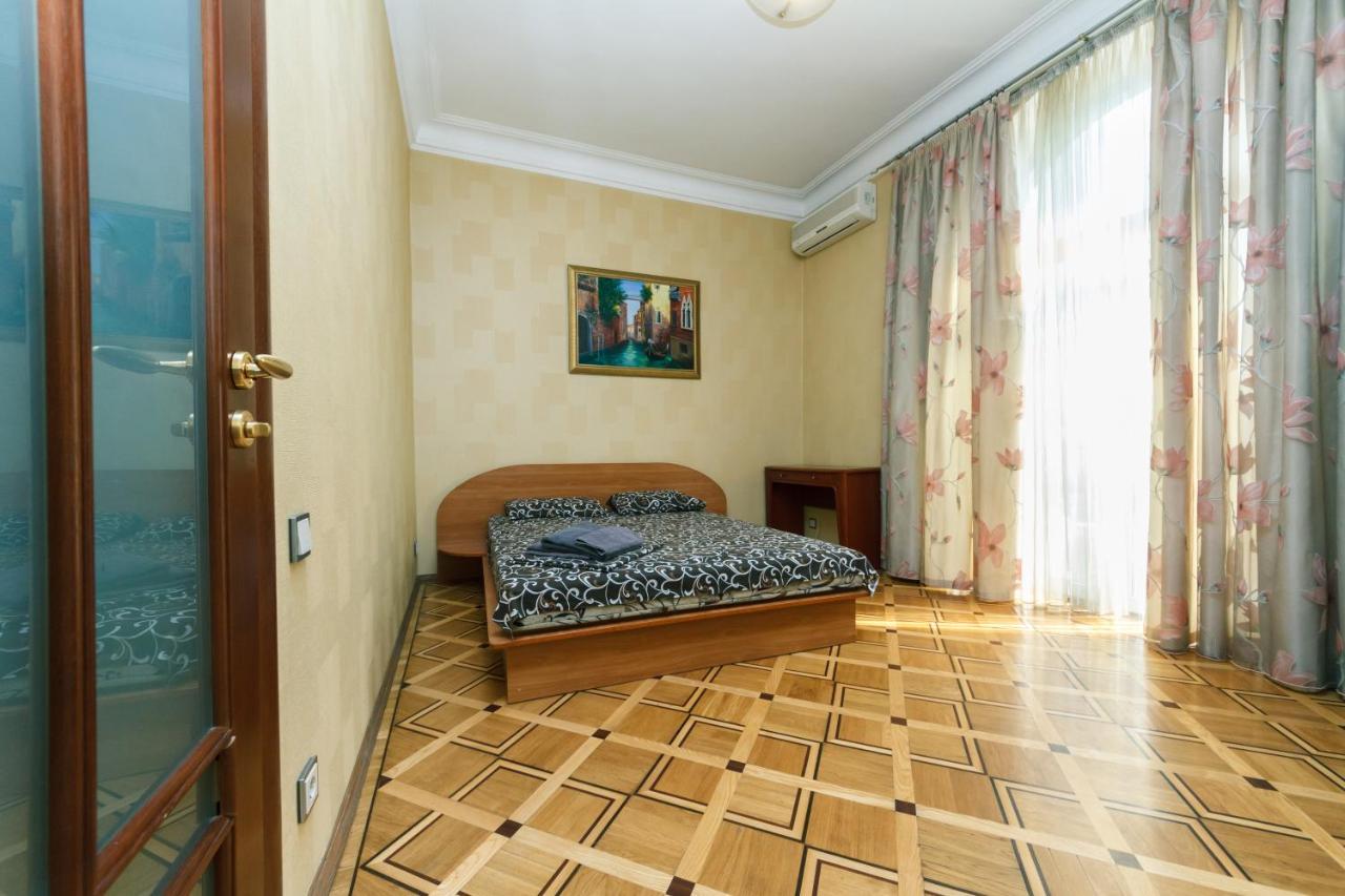 Квартира На Крещатике Киев Экстерьер фото