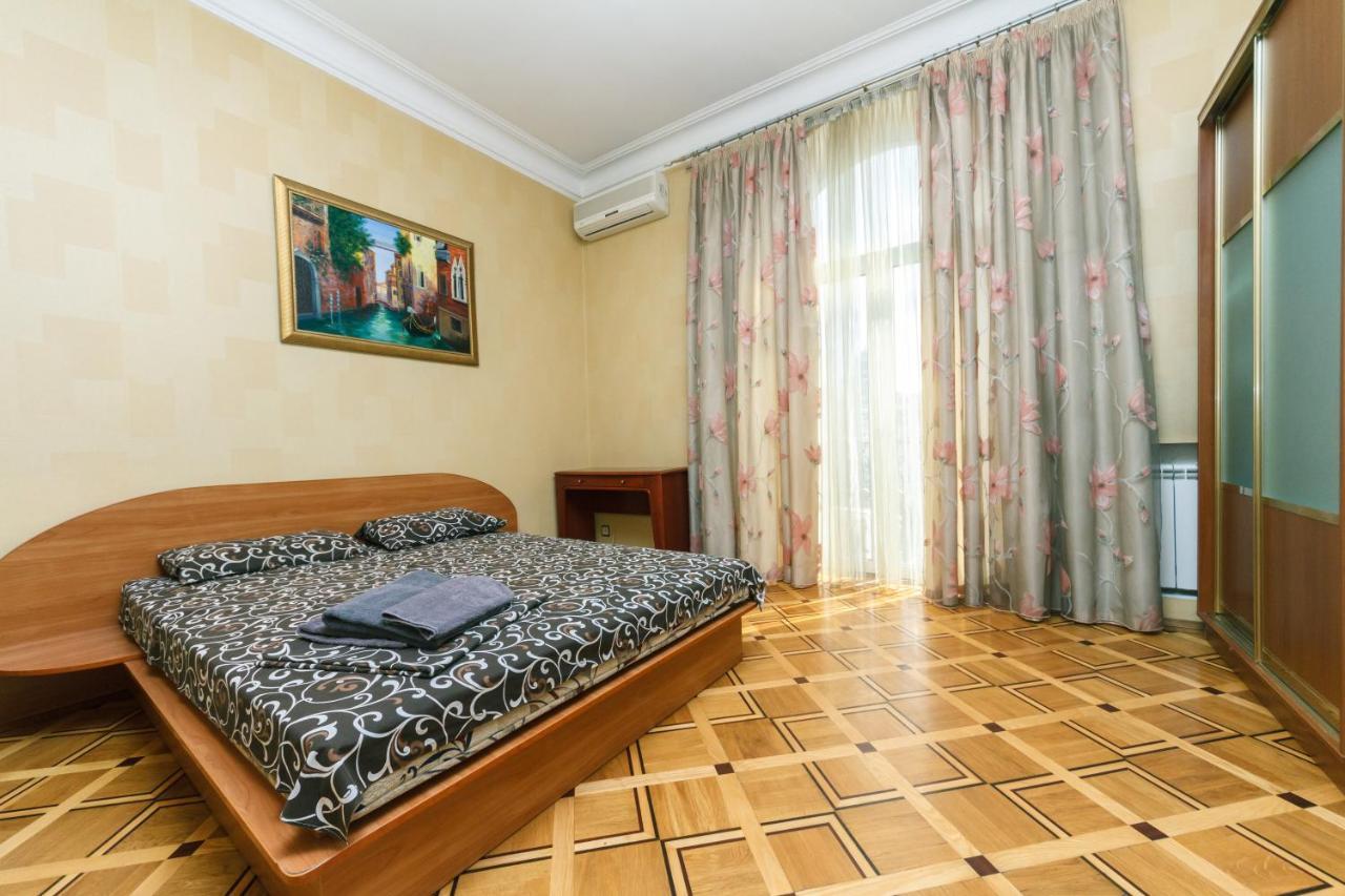 Квартира На Крещатике Киев Экстерьер фото