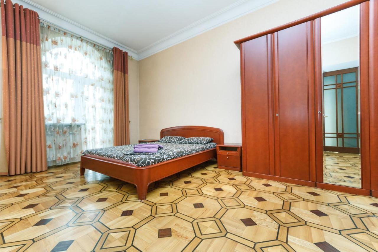 Квартира На Крещатике Киев Экстерьер фото
